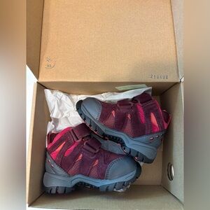 NWT Toddler Hiking Boots